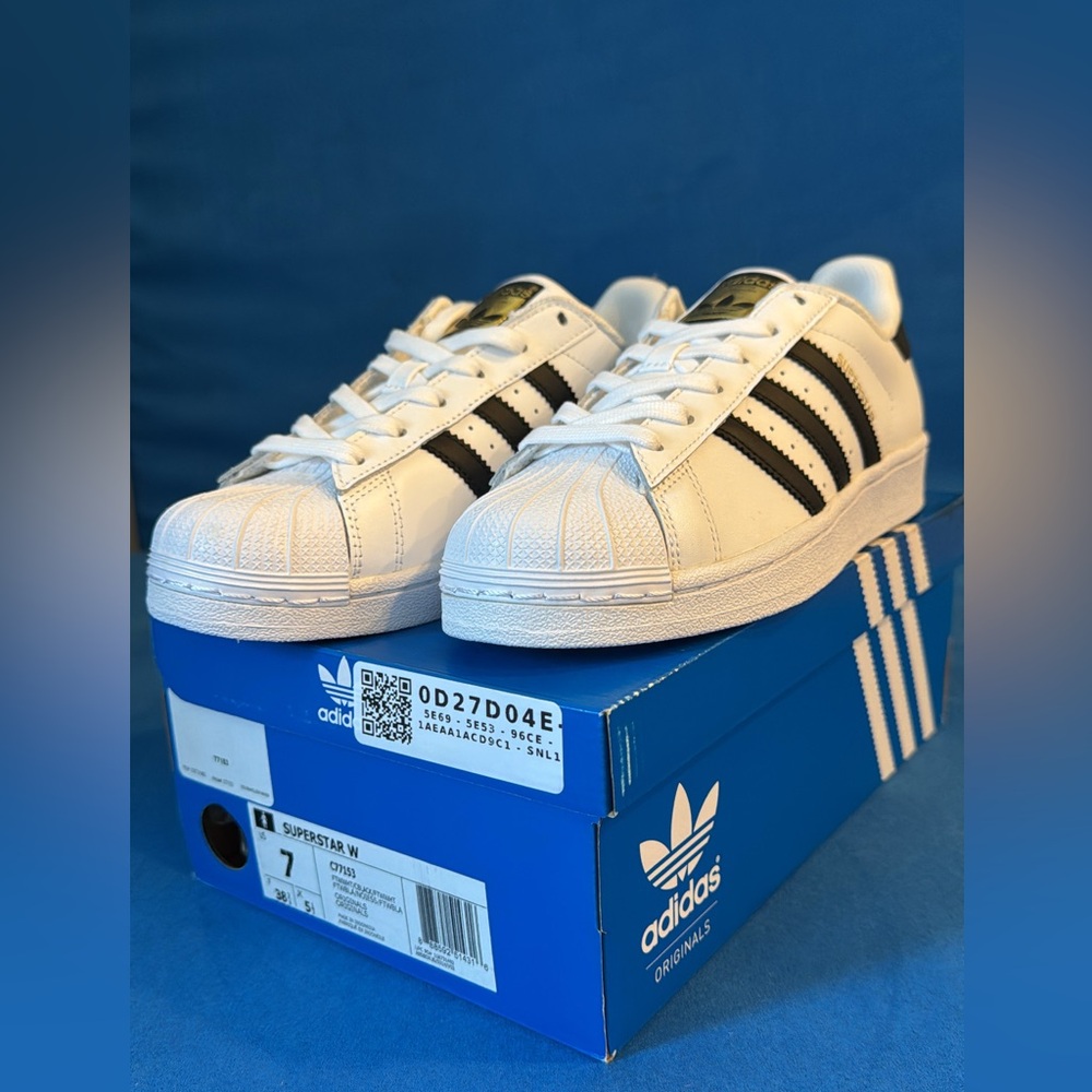 ADIDAS SUPERSTAR